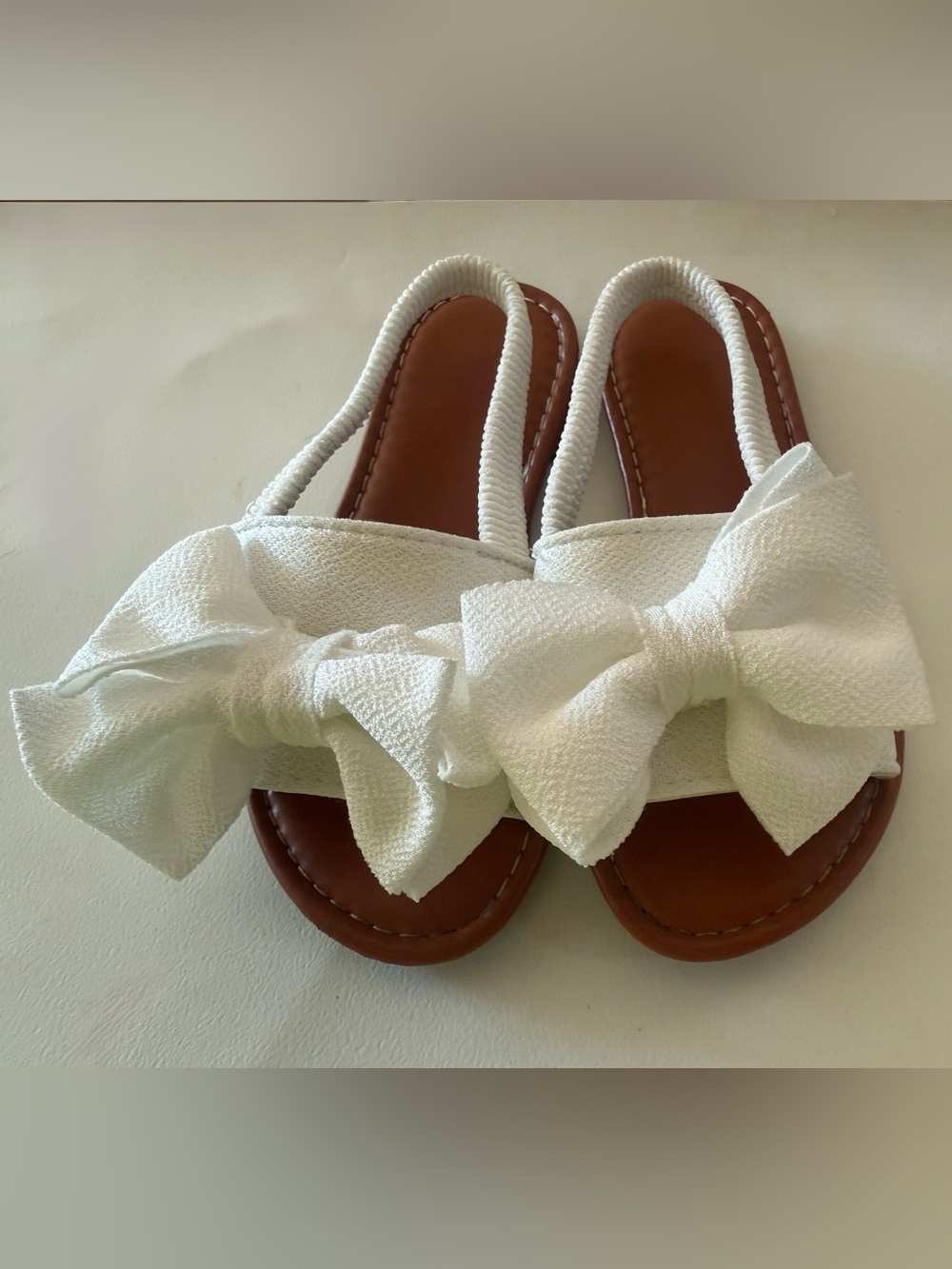 White Bow Slide Sandals with Brown Footbed